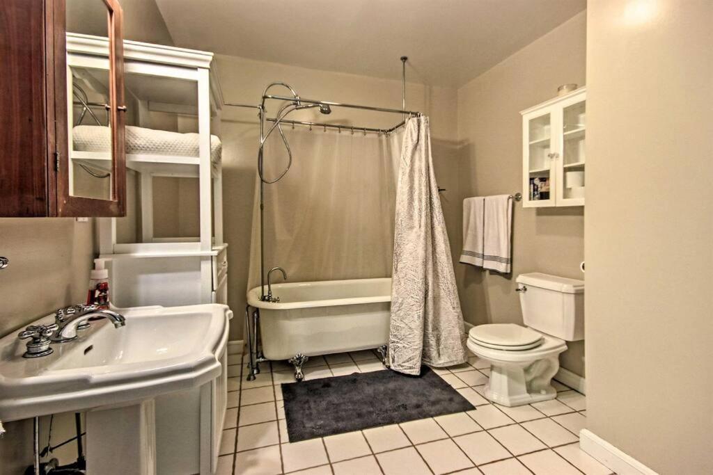 Villa Bear'S Eye View - Mountain Retreat W/ Hot Tub! Acme Esterno foto